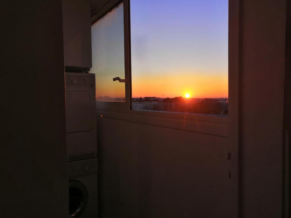 Smile Home-Nid Panoramique Vue Wow ! Spadeco - Loungezen - Terrasse Ensoleillee - Arrivee Autonome - Netflix - Emplacement Ideal - Lumineux - Renove A Neuf - Wifi Fibre - มงต์เปอลิเยร์ ภายนอก รูปภาพ